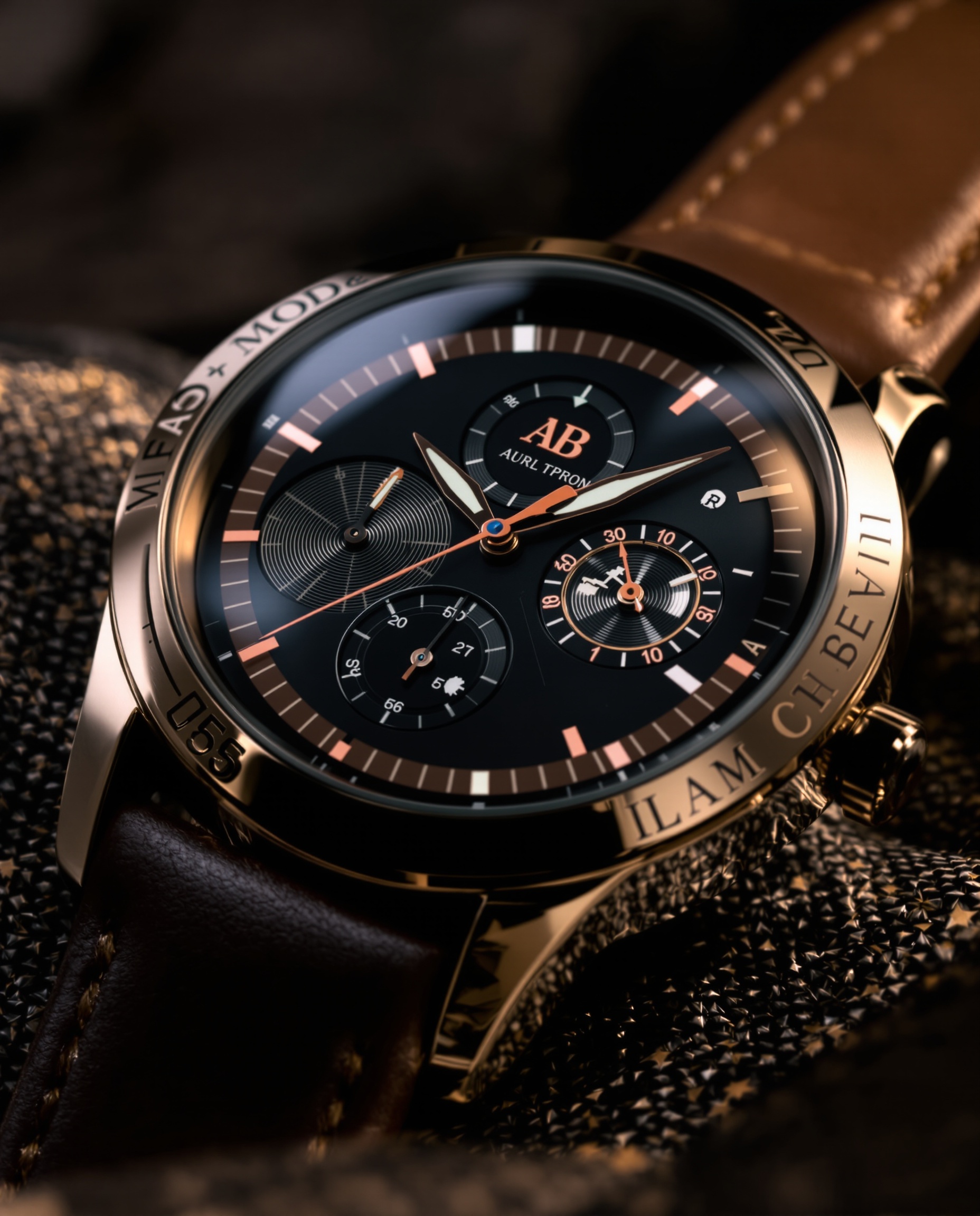Gros plan sur un cadran personnalisé et bracelet cuir cousu main d'une montre connectée de luxe.